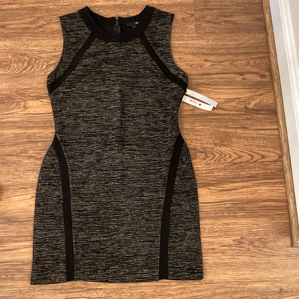 Nwt Aqua Size L